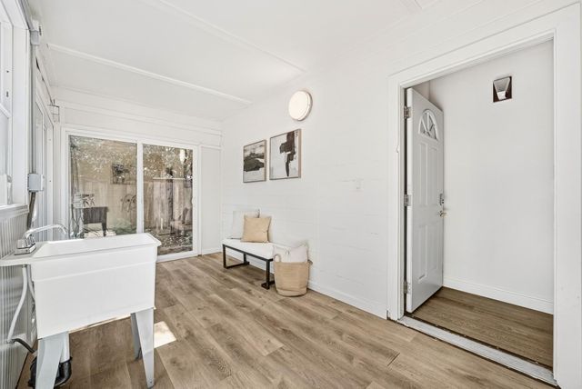 592 Sunnymount Avenue, Sunnyvale, CA 94087