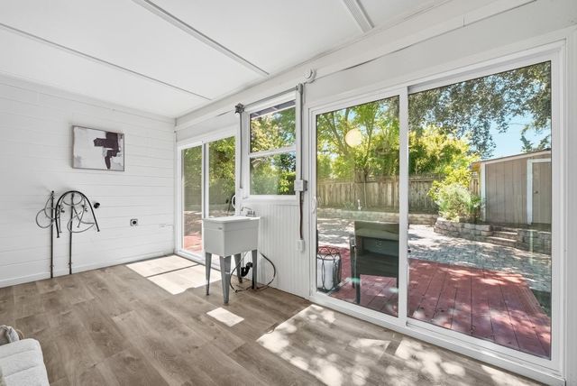 592 Sunnymount Avenue, Sunnyvale, CA 94087