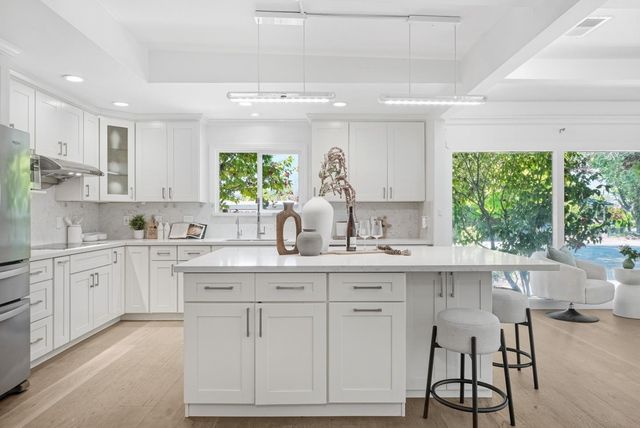 592 Sunnymount Avenue, Sunnyvale, CA 94087