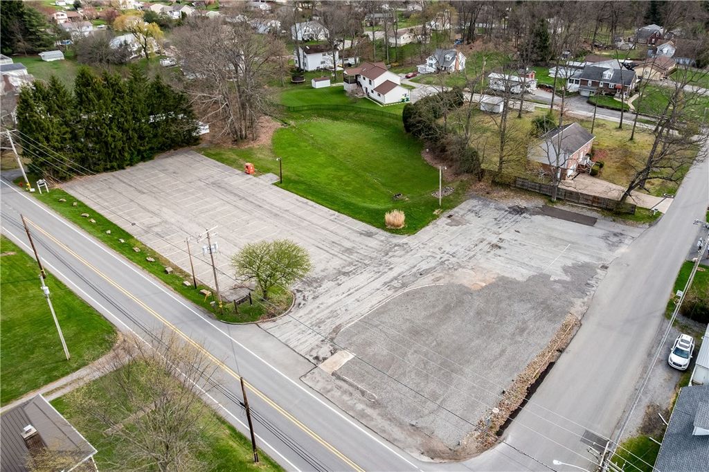 269 Meridian Rd, Twp Of But Nw, PA 16001