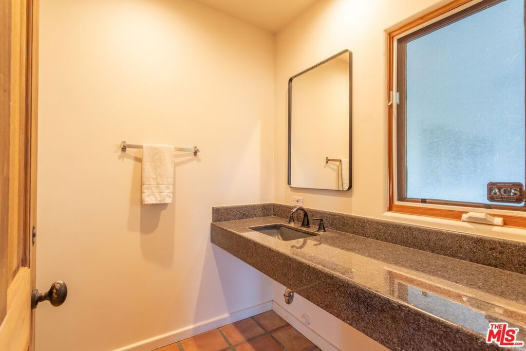 Image 29 of property listing at 3825 Malibu Country Drive, Malibu, CA 90265