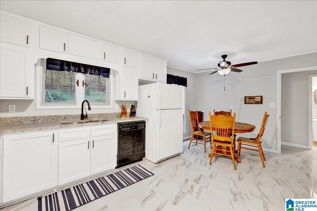 1215 RED VALLEY ROAD, Remlap, AL 35133