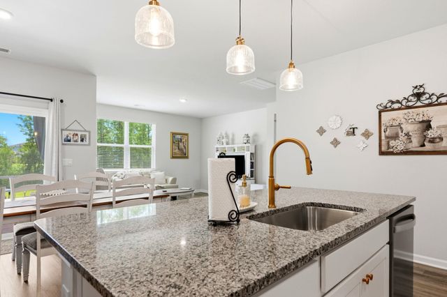 119 Marauder Dr., Longs, SC 29568