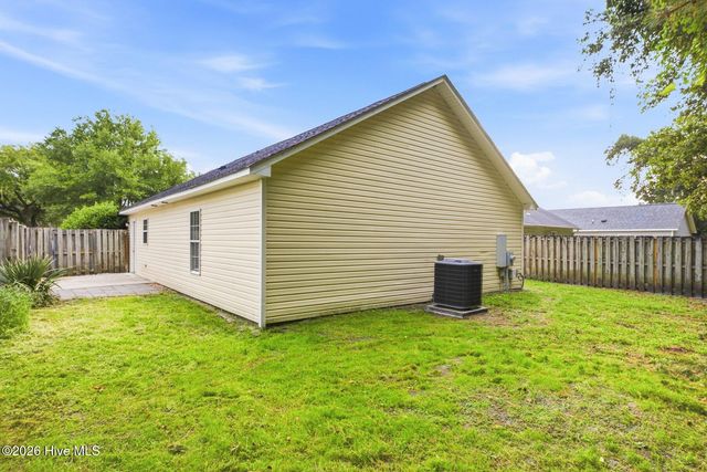4234 Sunglow Drive, Wilmington, NC 28405