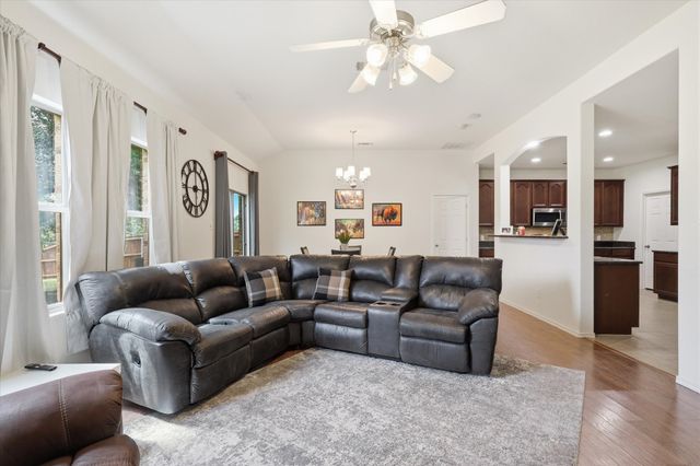 1021 English Ivy Drive, Prosper, TX 75078