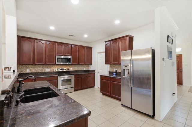 1021 English Ivy Drive, Prosper, TX 75078