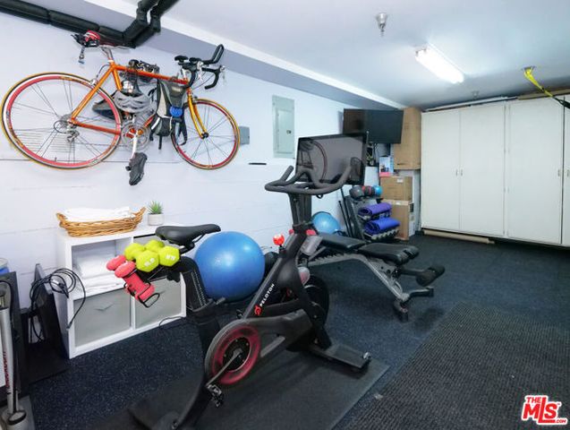 323 31st Street, Manhattan Beach, CA 90266