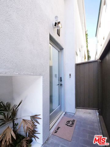 323 31st Street, Manhattan Beach, CA 90266