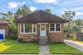 4537 Fishermans Terrace, Lyons, IL 60534