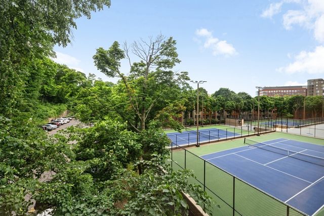 99 Pond Ave. 506, Brookline, MA 02445