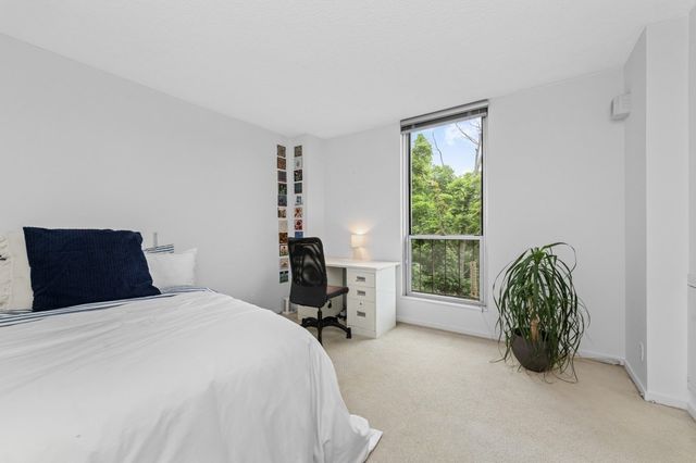 99 Pond Ave. 506, Brookline, MA 02445
