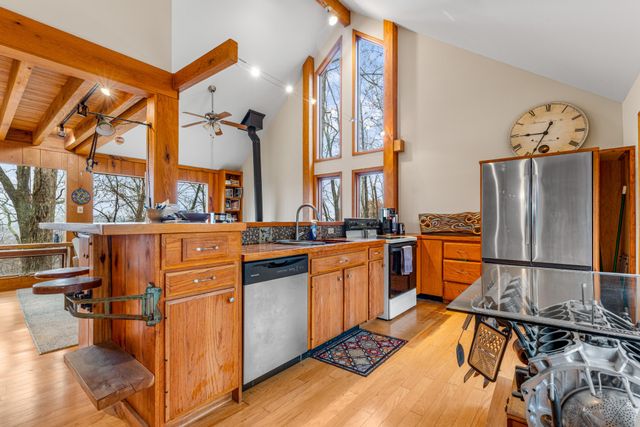 680 Rattlesnake Spring Road, Sewanee, TN 37375