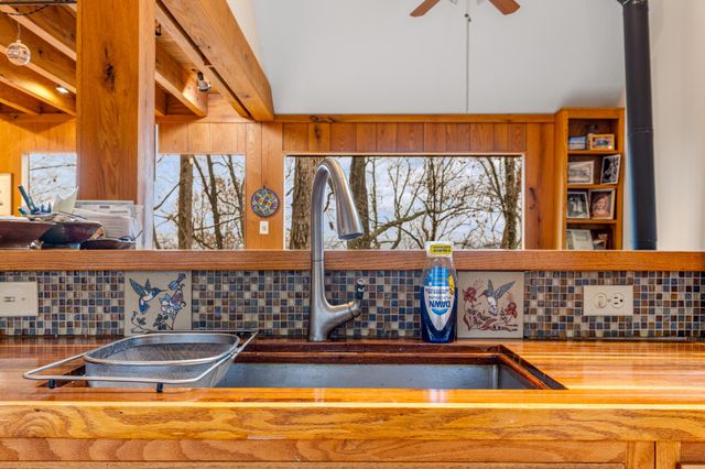 680 Rattlesnake Spring Road, Sewanee, TN 37375