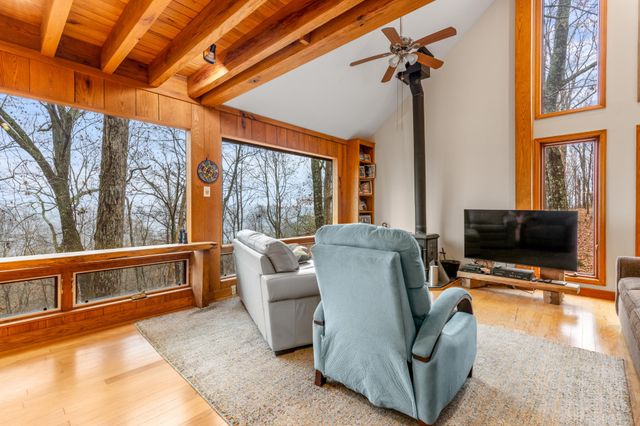 680 Rattlesnake Spring Road, Sewanee, TN 37375