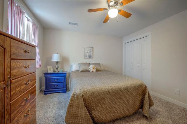 19625 W 197th Street, Spring Hill, KS 66083