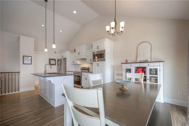 19625 W 197th Street, Spring Hill, KS 66083