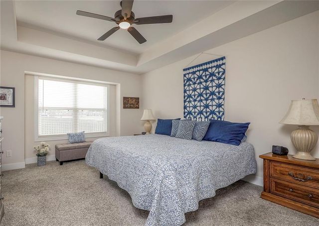 19625 W 197th Street, Spring Hill, KS 66083