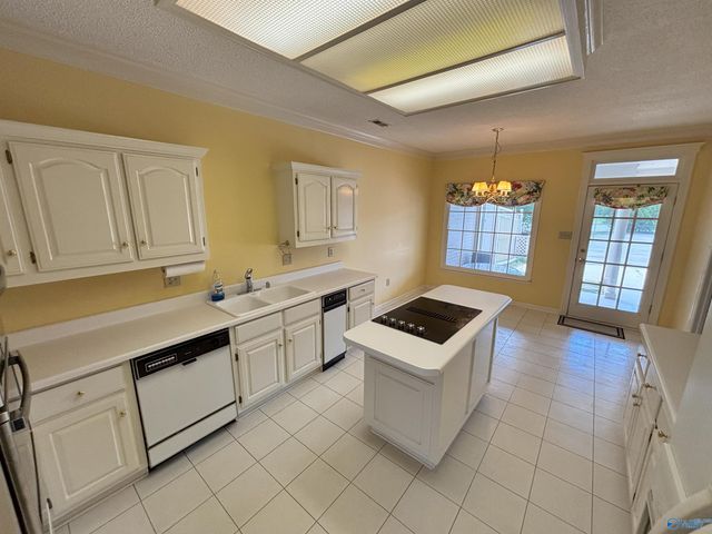 1623 River Bend Place SE, Decatur, AL 35601