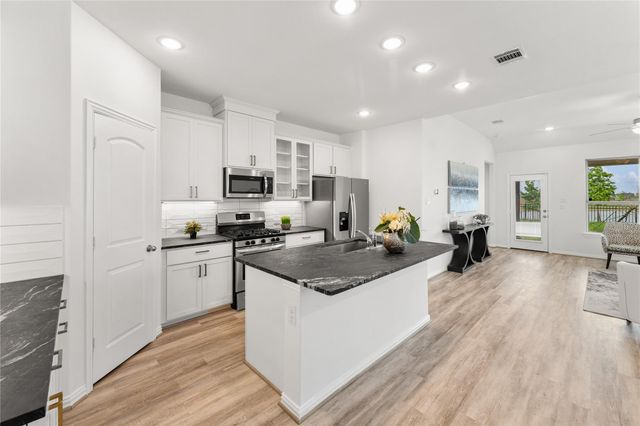 546 Long Beach Bay Drive, Katy, TX 77493