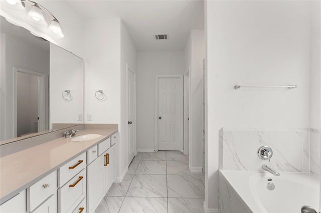 546 Long Beach Bay Drive, Katy, TX 77493