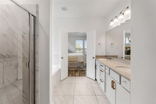 546 Long Beach Bay Drive, Katy, TX 77493