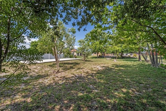 821 Carlfield AVE, Lehigh Acres, FL 33971