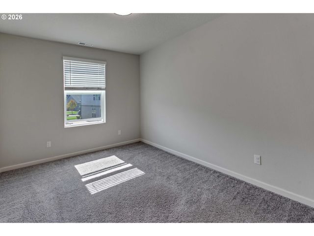 8062 Se BUTTERNUT CREEK Pkwy, Hillsboro, OR 97123