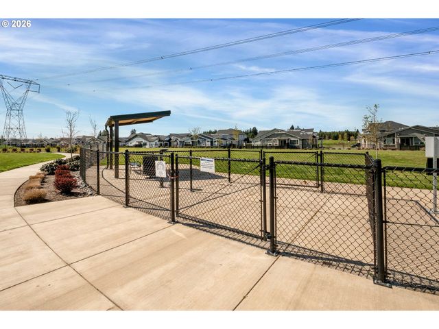 8062 Se BUTTERNUT CREEK Pkwy, Hillsboro, OR 97123