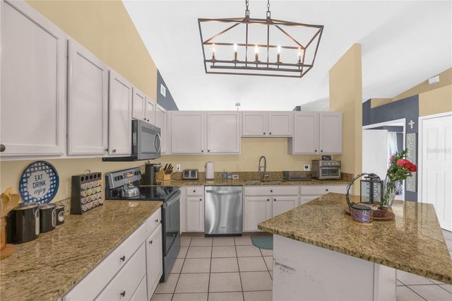 2940 EVANS DRIVE, Kissimmee, FL 34758