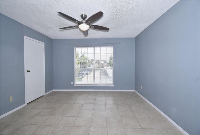 2120 El Paseo Street 108, Houston, TX 77054