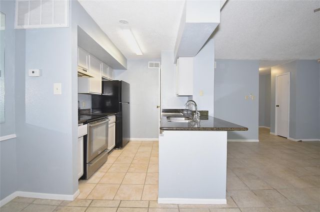 2120 El Paseo Street 108, Houston, TX 77054