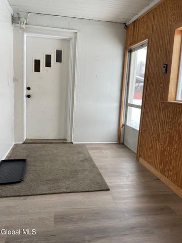 3 Lafayette Street, Green Island, NY 12183