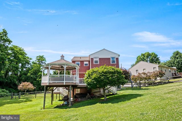15 SCOTT LN, Brookhaven, PA 19015