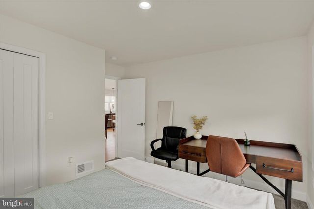 69 CLOVER DR, Myerstown, PA 17067