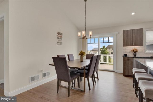 69 CLOVER DR, Myerstown, PA 17067