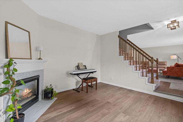 10606 Robinwood COURT, Cedarburg, WI 53012