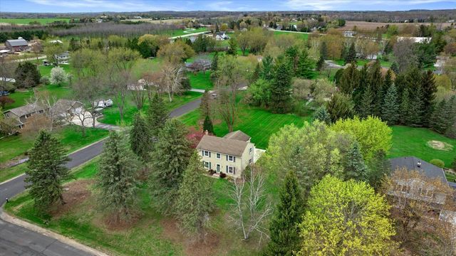 10606 Robinwood COURT, Cedarburg, WI 53012
