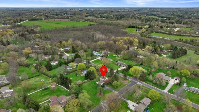 10606 Robinwood COURT, Cedarburg, WI 53012