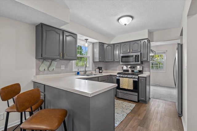 10606 Robinwood COURT, Cedarburg, WI 53012