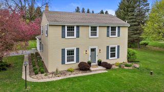 10606 Robinwood COURT, Cedarburg, WI 53012