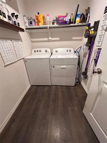 1304 Briar Hill Drive, Denton, TX 76207