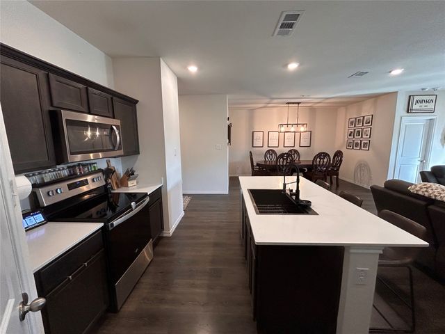 1304 Briar Hill Drive, Denton, TX 76207