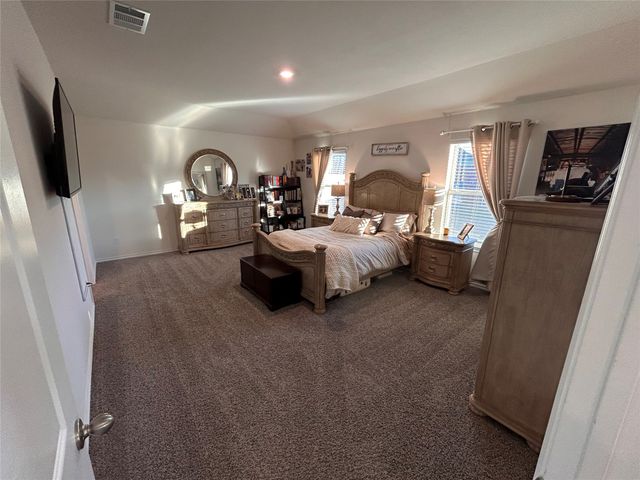 1304 Briar Hill Drive, Denton, TX 76207