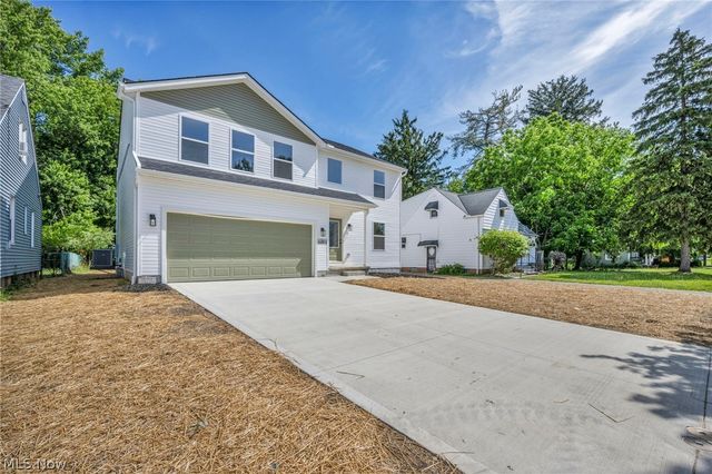 16801 Raymond Street, Maple Heights, OH 44137
