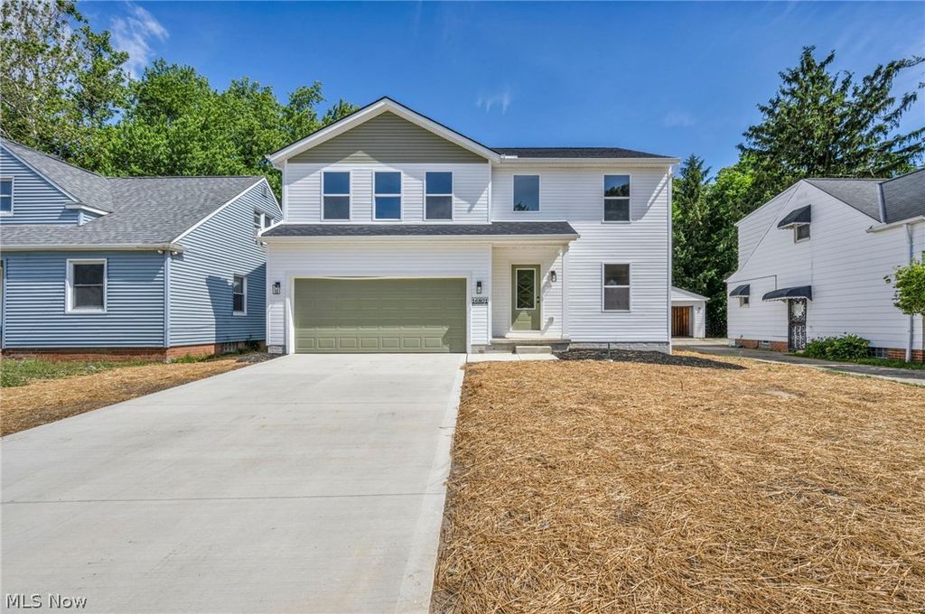 16801 Raymond Street, Maple Heights, OH 44137