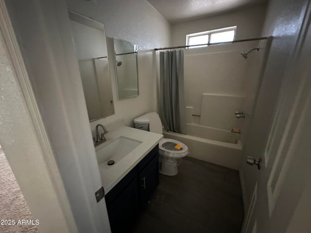 121 N BROWN Avenue, Casa Grande, AZ 85122