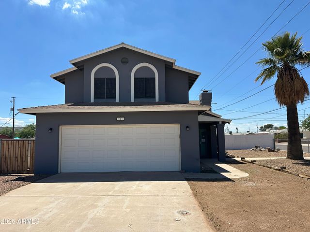 121 N BROWN Avenue, Casa Grande, AZ 85122