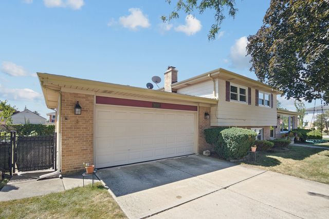 8157 N ROOT Court, Niles, IL 60714