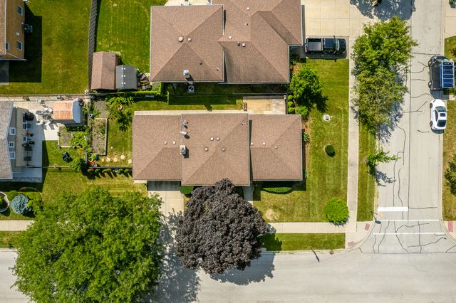 8157 N ROOT Court, Niles, IL 60714