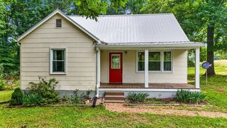 1042 Acorn Road, Nathalie, VA 24577